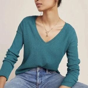 By Anthropologie Willa Crinkle Long Sleeve V- Neck Dark Teal Size Medium